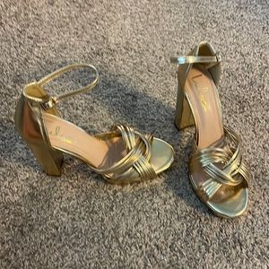 Lulus gold chunky heels size 10
